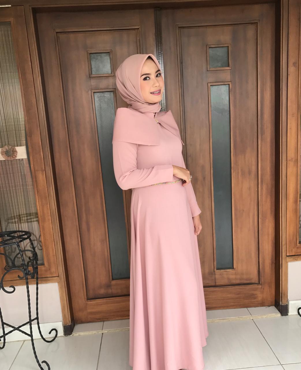 dr. Yunike Putri Nurfauzia